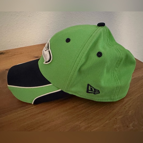 Seattle Seahawks Hat - Picture 4 of 6